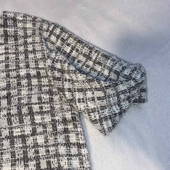 🌟FINAL SALE🌟 Banana Republic tweed twist-knot sleeve blouse - Picture 4 of 8